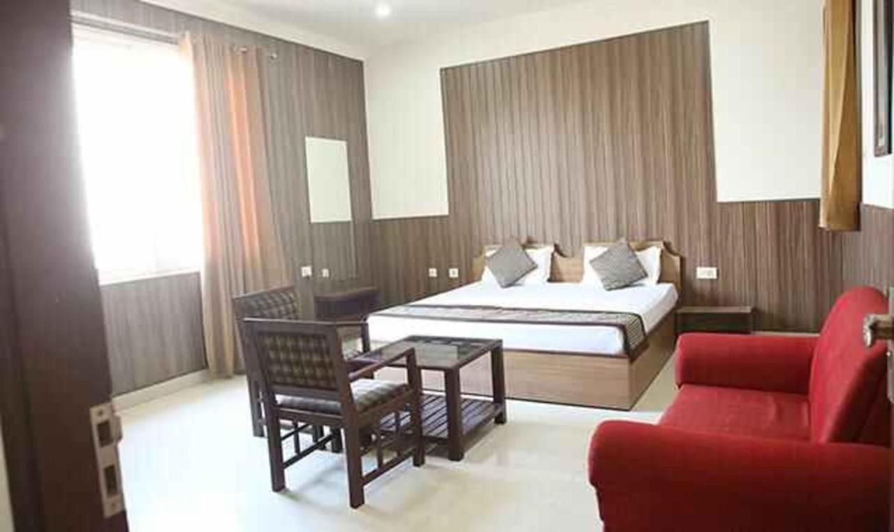 Fabhotel Corbett Inn Rudrapur Екстер'єр фото